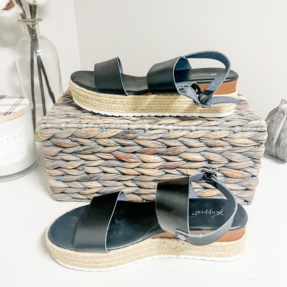 Xappeal Amelia Black Strappy Espadrille Platform Sandals Size 9 - Picture 3 of 8